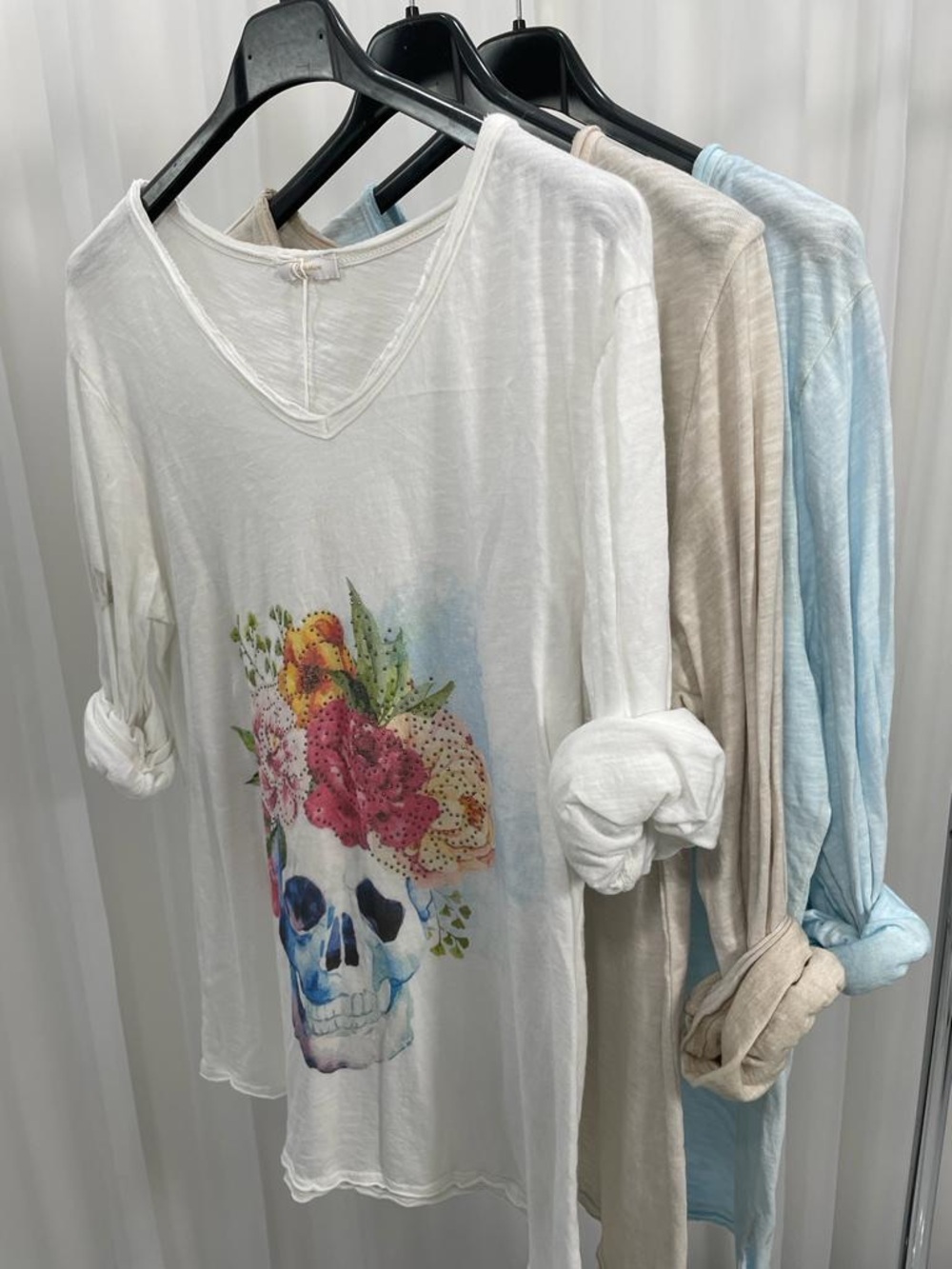White Floral Skull V-Neck Long Sleeve Tee